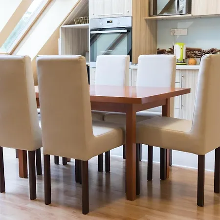 Przy Deptaku Z Miejscem Parkingowym * Polanica-Zdrój