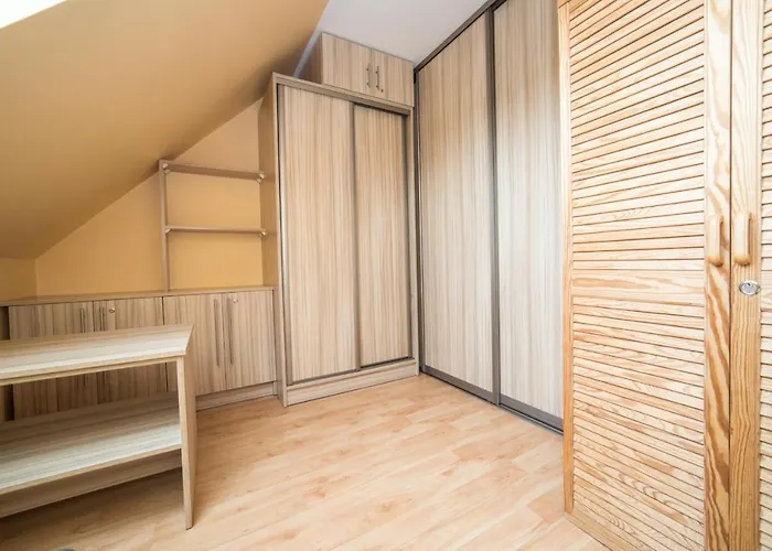 Przy Deptaku Z Miejscem Parkingowym Lejlighed