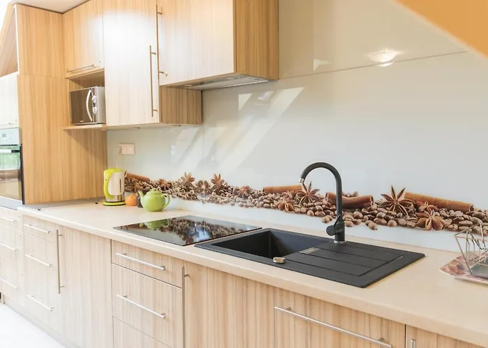 Przy Deptaku Z Miejscem Parkingowym * Polanica-Zdrój