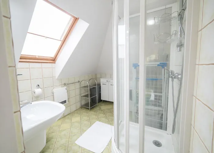 Przy Deptaku Z Miejscem Parkingowym Polanica-Zdrój